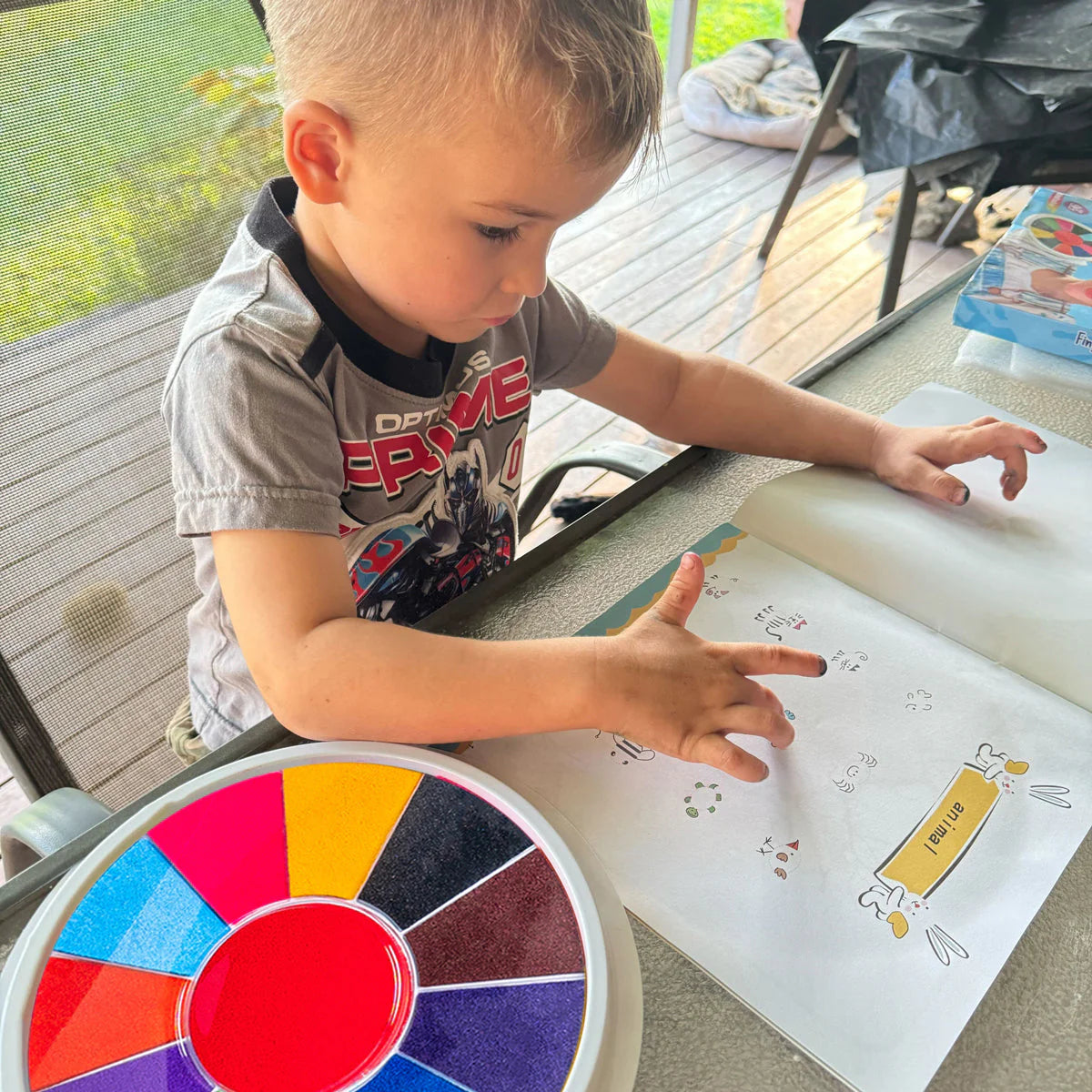 KiddoSpace Finger Painting Kit